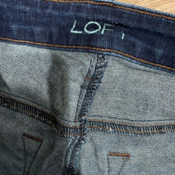 //3 for $15// LOFT shorts - Picture 2 of 3